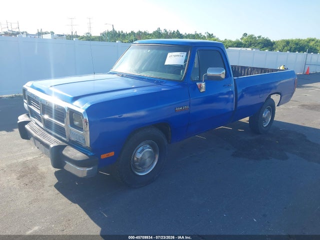 45709934 :رقم المزاد ، 1B7KE26C8PS118688 vin ، 1993 Dodge D-series D200/d250 مزاد بيع