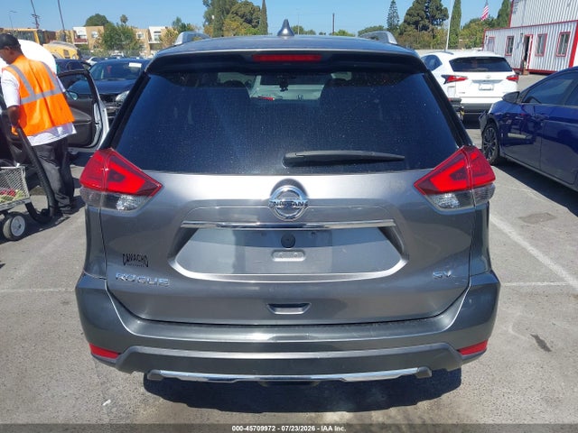JN8AT2MT4HW142117 Nissan ROGUE SV