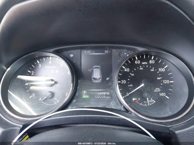 JN8AT2MT4HW142117 Nissan ROGUE SV