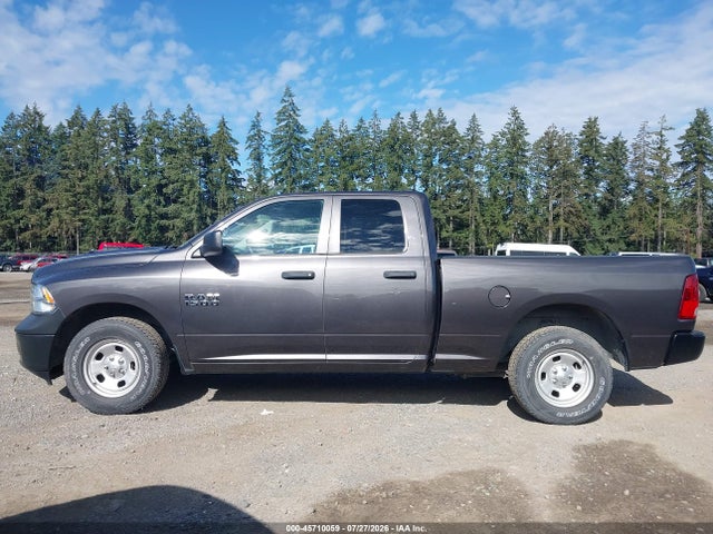 45710059 :رقم المزاد ، 1C6RR6FG6HS844748 vin ، 2017 Ram 1500 Tradesman  4x2 6'4 Box مزاد بيع