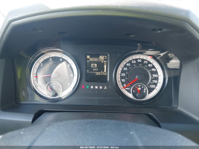 45710059 :رقم المزاد ، 1C6RR6FG6HS844748 vin ، 2017 Ram 1500 Tradesman  4x2 6'4 Box مزاد بيع