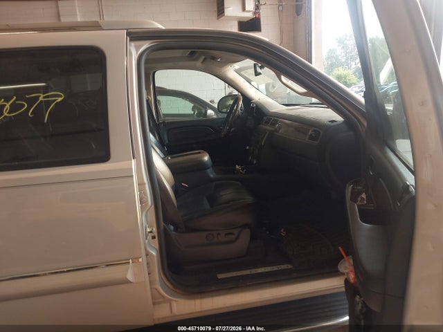 45710079 :رقم المزاد ، 1GKFK66847J353869 vin ، 2007 Gmc Yukon Xl Denali Denali مزاد بيع
