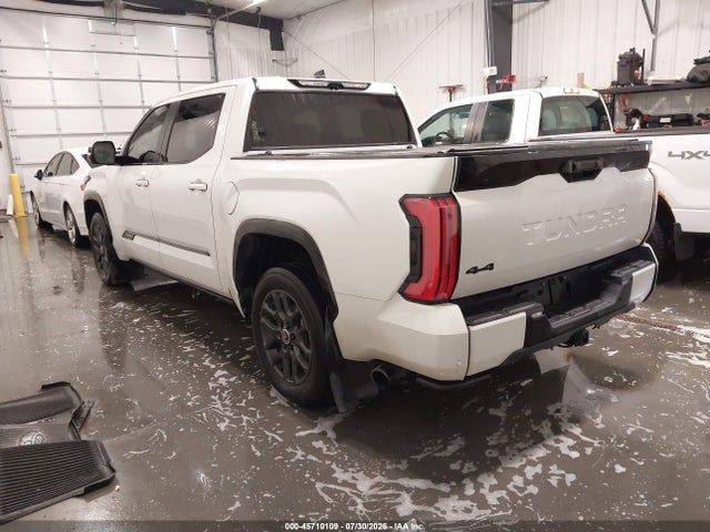 Продажа на аукционе авто 2024 Toyota Tundra Hybrid Platinum 4wd, vin: 5TFNC5DBXRX041889, номер лота: 45710109