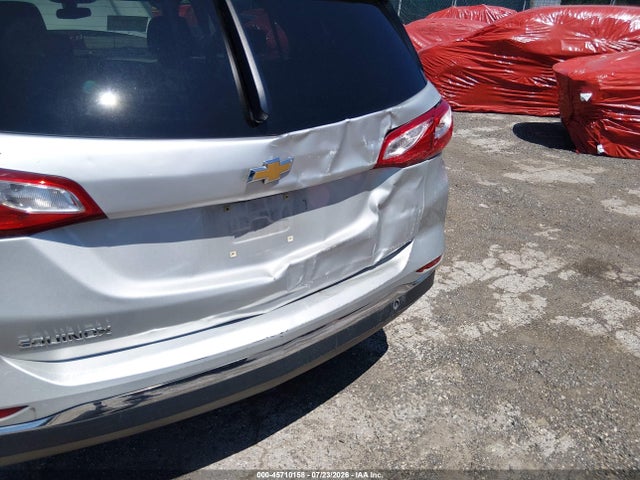 3GNAXHEV0JL130973 Chevrolet EQUINOX LS