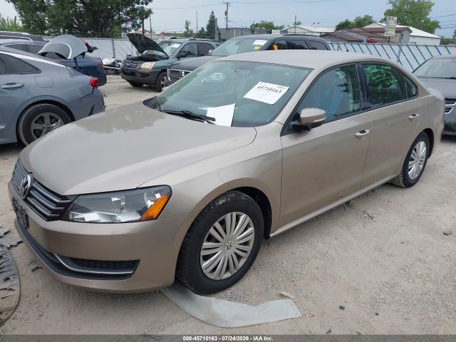 2015 Volkswagen Passat 1.8t S მანქანა იყიდება აუქციონზე, vin: 1VWAT7A37FC046751, აუქციონის ნომერი: 45710163