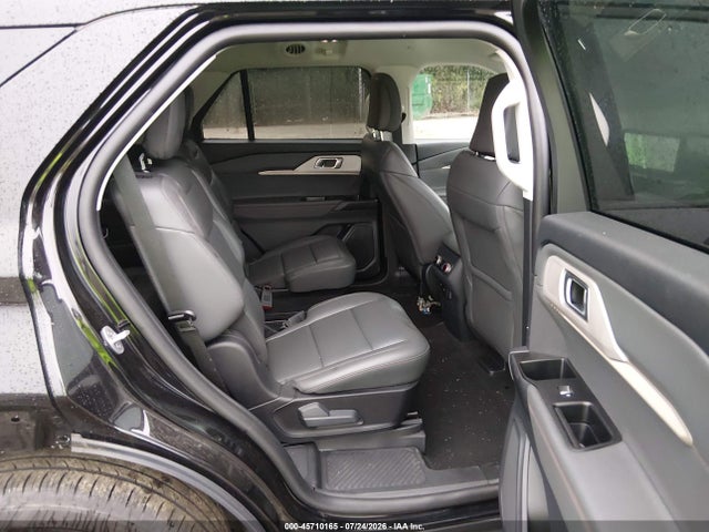 Ford Explorer Active 2025 1FMUK7DH8SGC44540 Image 8