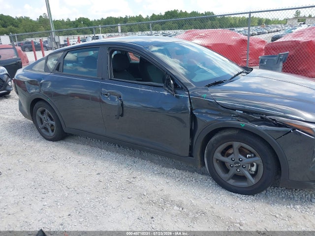 2026 Kia K4 Lxs მანქანა იყიდება აუქციონზე, vin: 3KPFT4DEXTE309811, აუქციონის ნომერი: 45710231