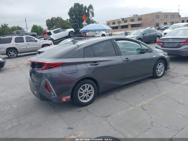 Toyota Prius Prime Plus 2018 JTDKARFPXJ3075495 Image 4