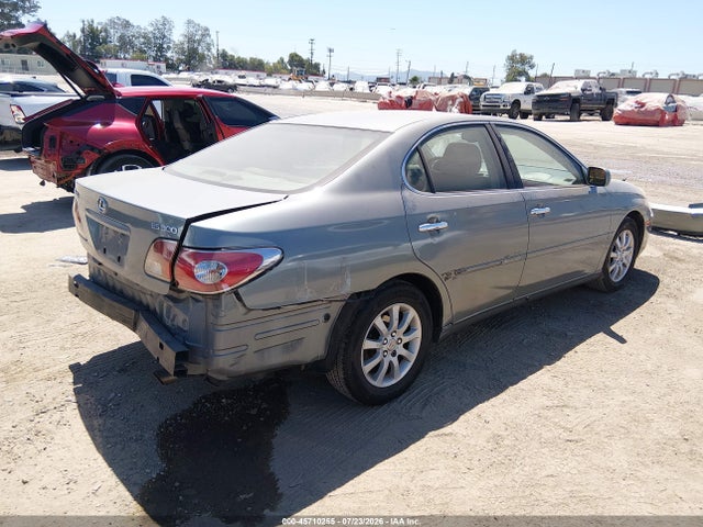 Aukcja sprzedaży 2002 Lexus Es 300, vin: JTHBF30G020057256, numer aukcji: 45710255