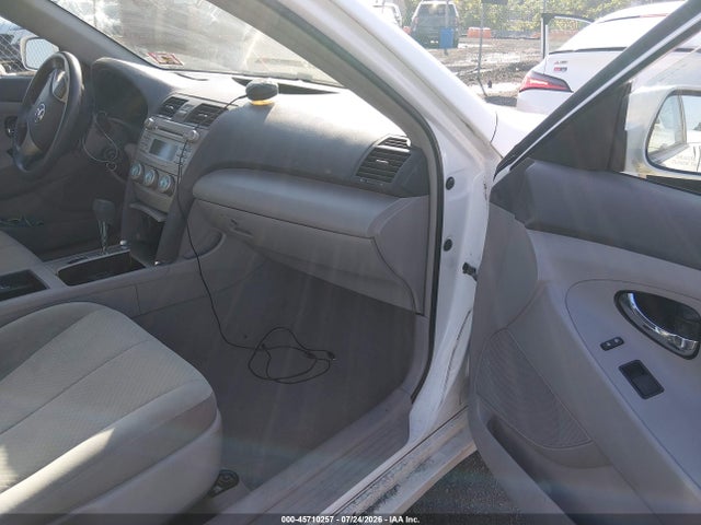 Продаж на аукціоні авто 2007 Toyota Camry Le, vin: 4T1BE46K27U717959, номер лоту: 45710257