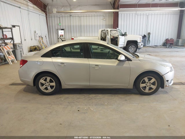 1G1PC5SB6E7298031 Chevrolet Cruze 1lt Auto
