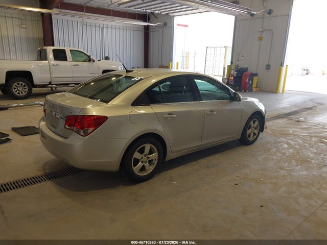 1G1PC5SB6E7298031 Chevrolet Cruze 1lt Auto
