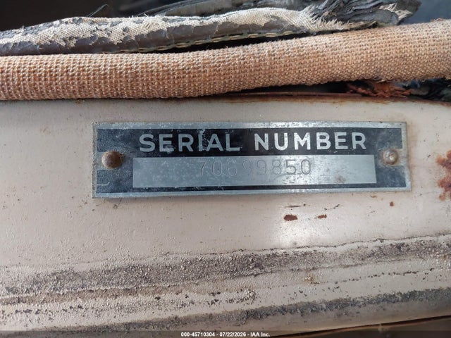 45710304 :رقم المزاد ، 70699850 vin ، 1948 Chrysler 4 Door Sedan مزاد بيع