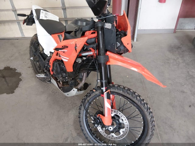 45710393 :رقم المزاد ، MD2J1J408SN201209 vin ، 2025 Ktm 390 Enduro R مزاد بيع