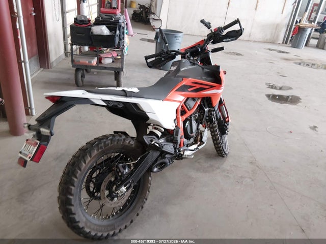 45710393 :رقم المزاد ، MD2J1J408SN201209 vin ، 2025 Ktm 390 Enduro R مزاد بيع