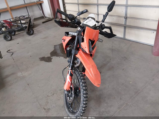45710393 :رقم المزاد ، MD2J1J408SN201209 vin ، 2025 Ktm 390 Enduro R مزاد بيع