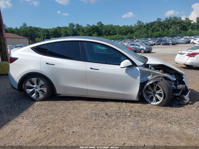 7SAYGAEE2PF591181 Tesla Model Y Awd/long Range Dual Motor All-wheel Drive