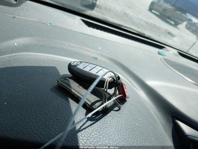 45710470 :رقم المزاد ، 5N1AT2MV0HC780424 vin ، 2017 Nissan Rogue Sl مزاد بيع