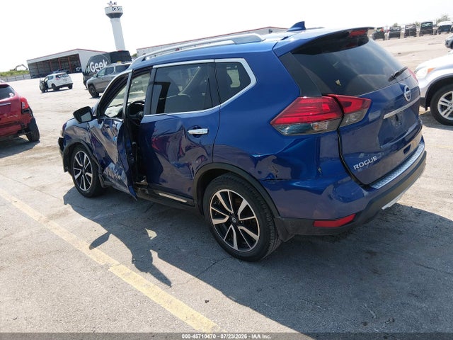 45710470 :رقم المزاد ، 5N1AT2MV0HC780424 vin ، 2017 Nissan Rogue Sl مزاد بيع