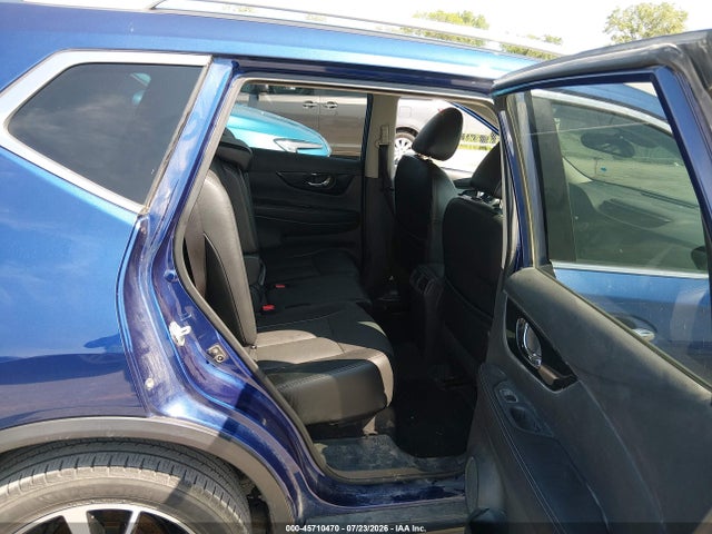 45710470 :رقم المزاد ، 5N1AT2MV0HC780424 vin ، 2017 Nissan Rogue Sl مزاد بيع