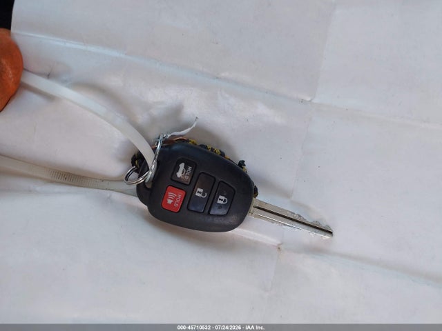 Toyota COROLLA LE 2018 2T1BURHE9JC037783 Image 11