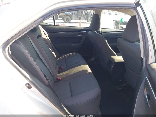 Toyota COROLLA LE 2018 2T1BURHE9JC037783 Image 8