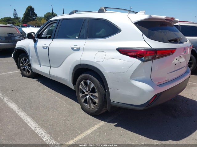 Продаж на аукціоні авто 2023 Toyota Highlander Xle, vin: 5TDKDRAH3PS043664, номер лоту: 45710587