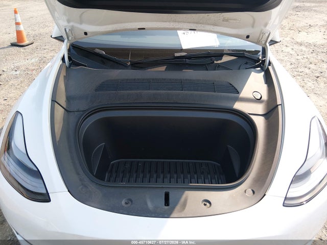 Продаж на аукціоні авто 2023 Tesla Model Y Awd/long Range Dual Motor All-wheel Drive, vin: 7SAYGDEEXPF840392, номер лоту: 45710627