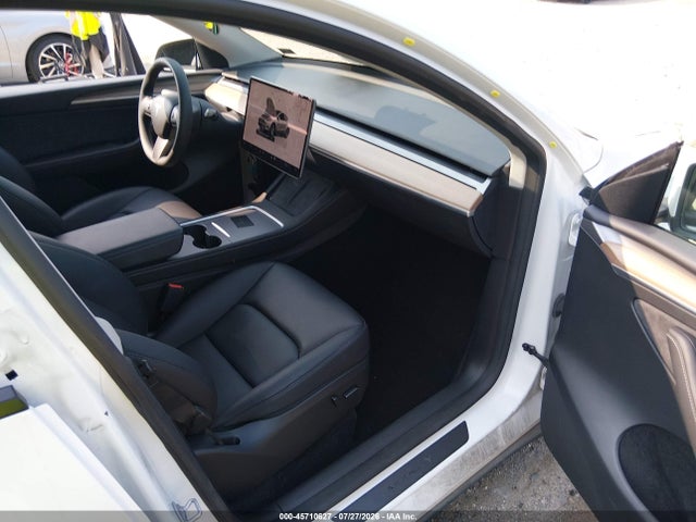 Продаж на аукціоні авто 2023 Tesla Model Y Awd/long Range Dual Motor All-wheel Drive, vin: 7SAYGDEEXPF840392, номер лоту: 45710627