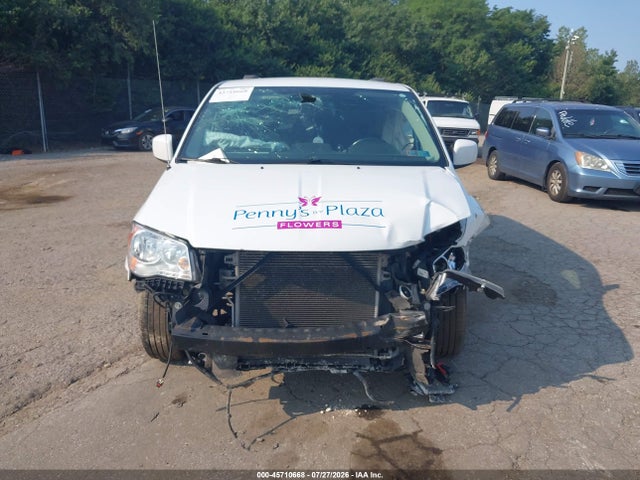2C4RC1BG1GR141500 Chrysler Town &amp; Country Touring