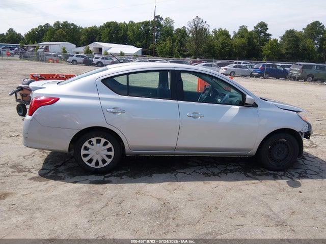 3N1CN7AP5KL875201 Nissan Versa 1.6 Sv