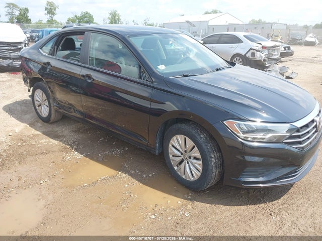 Продажа на аукционе авто 2019 Volkswagen Jetta 1.4t R-line/1.4t S/1.4t Se, vin: 3VWC57BU8KM236092, номер лота: 45710707