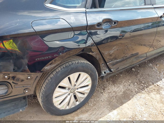 Продажа на аукционе авто 2019 Volkswagen Jetta 1.4t R-line/1.4t S/1.4t Se, vin: 3VWC57BU8KM236092, номер лота: 45710707