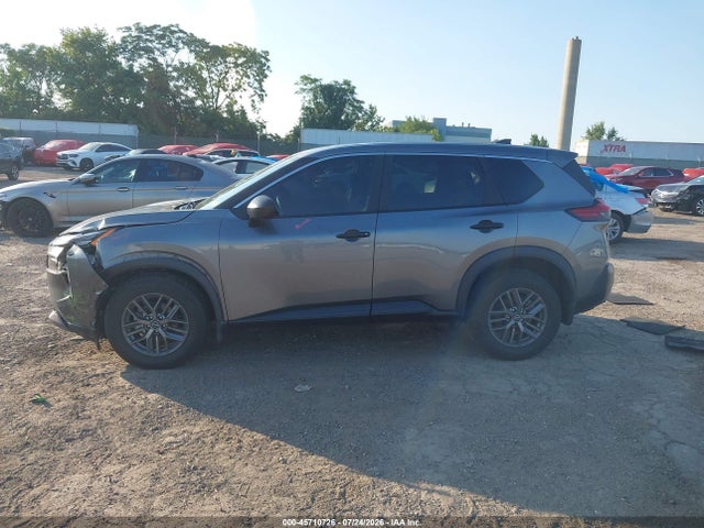 5N1BT3AB2PC940466 Nissan Rogue S Intelligent Awd