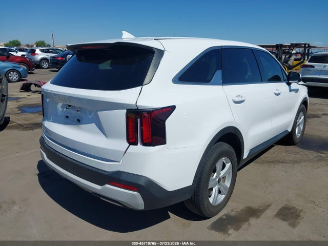 KIA SORENTO LX 2024 5XYRG4JCXRG299085 Image 4