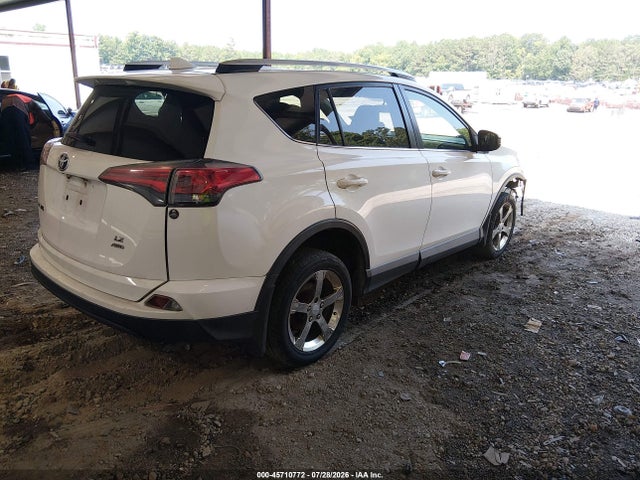 JTMBFREV8GJ101548 Toyota RAV4 LE