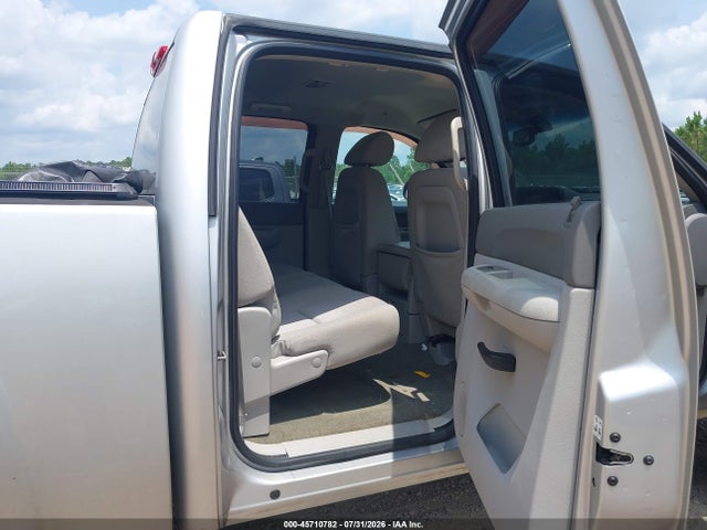 45710782 :رقم المزاد ، 3GTRCVE0XAG117036 vin ، 2010 Gmc Sierra 1500 Sle مزاد بيع