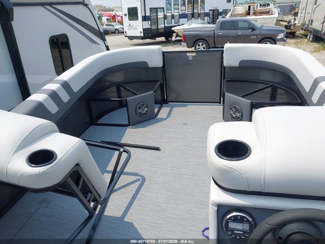 Godfrey Pontoon 2026 GDY83173D626 Image 8