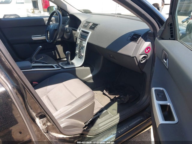 Продажа на аукционе авто 2010 Volvo S40 2.4i, vin: YV1382MS3A2506399, номер лота: 45710829
