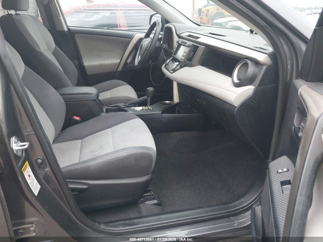 45710881 :رقم المزاد ، 2T3WFREV7FW187954 vin ، 2015 Toyota Rav4 Xle مزاد بيع