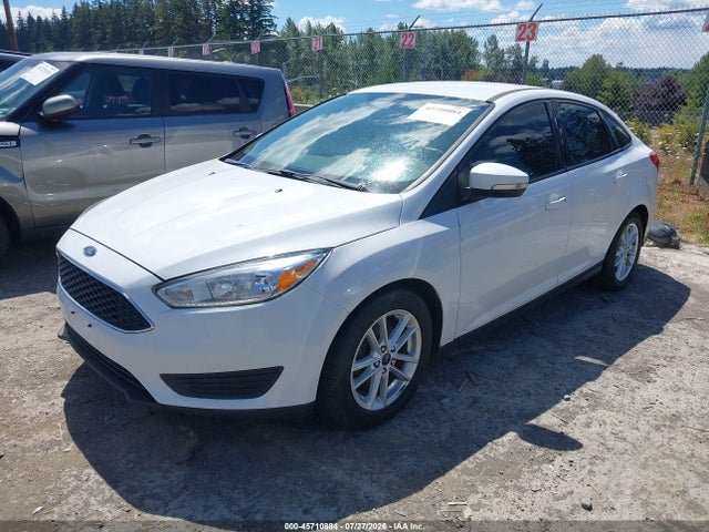 Ford FOCUS SE 2016 1FADP3F23GL294063 Image 2