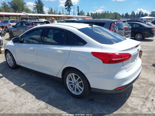 Ford FOCUS SE 2016 1FADP3F23GL294063 Image 3