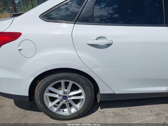 Ford FOCUS SE 2016 1FADP3F23GL294063 Image 6