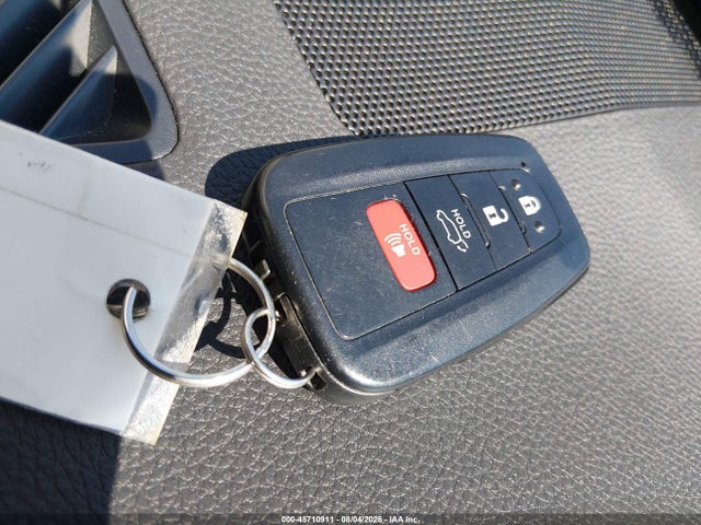 2019 Toyota Rav4 Xle მანქანა იყიდება აუქციონზე, vin: JTMP1RFV1KD505205, აუქციონის ნომერი: 45710911