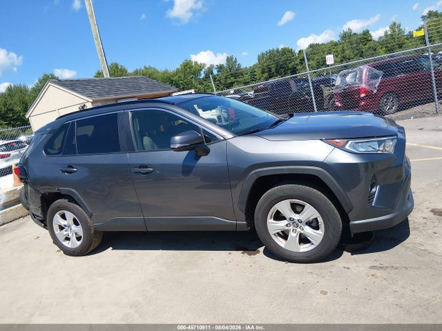 2019 Toyota Rav4 Xle მანქანა იყიდება აუქციონზე, vin: JTMP1RFV1KD505205, აუქციონის ნომერი: 45710911