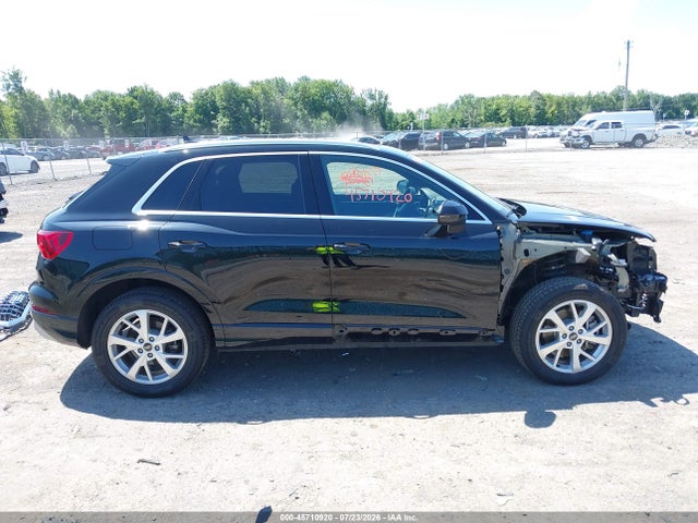 2024 Audi Q3 Premium 40 Tfsi Quattro Tiptronic მანქანა იყიდება აუქციონზე, vin: WA1AUCF32R1083539, აუქციონის ნომერი: 45710920