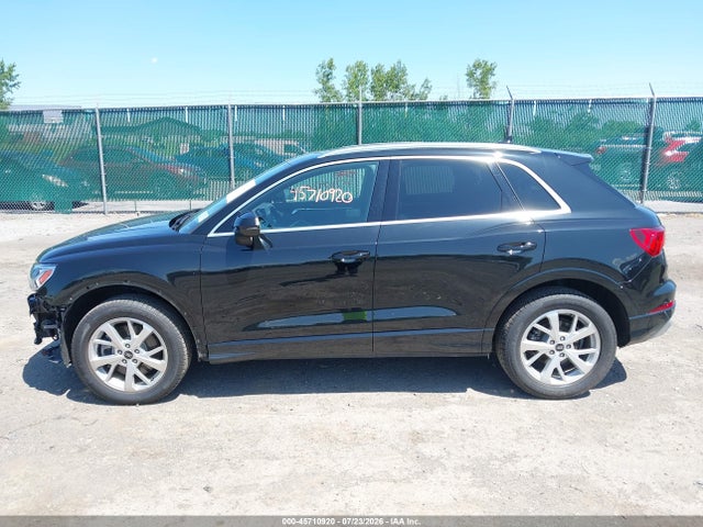 2024 Audi Q3 Premium 40 Tfsi Quattro Tiptronic მანქანა იყიდება აუქციონზე, vin: WA1AUCF32R1083539, აუქციონის ნომერი: 45710920
