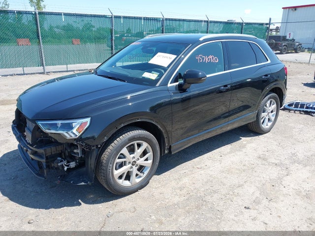 2024 Audi Q3 Premium 40 Tfsi Quattro Tiptronic მანქანა იყიდება აუქციონზე, vin: WA1AUCF32R1083539, აუქციონის ნომერი: 45710920