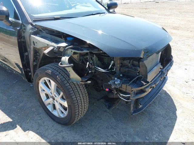 2024 Audi Q3 Premium 40 Tfsi Quattro Tiptronic მანქანა იყიდება აუქციონზე, vin: WA1AUCF32R1083539, აუქციონის ნომერი: 45710920
