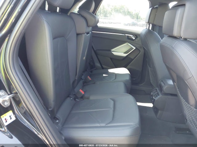 2024 Audi Q3 Premium 40 Tfsi Quattro Tiptronic მანქანა იყიდება აუქციონზე, vin: WA1AUCF32R1083539, აუქციონის ნომერი: 45710920